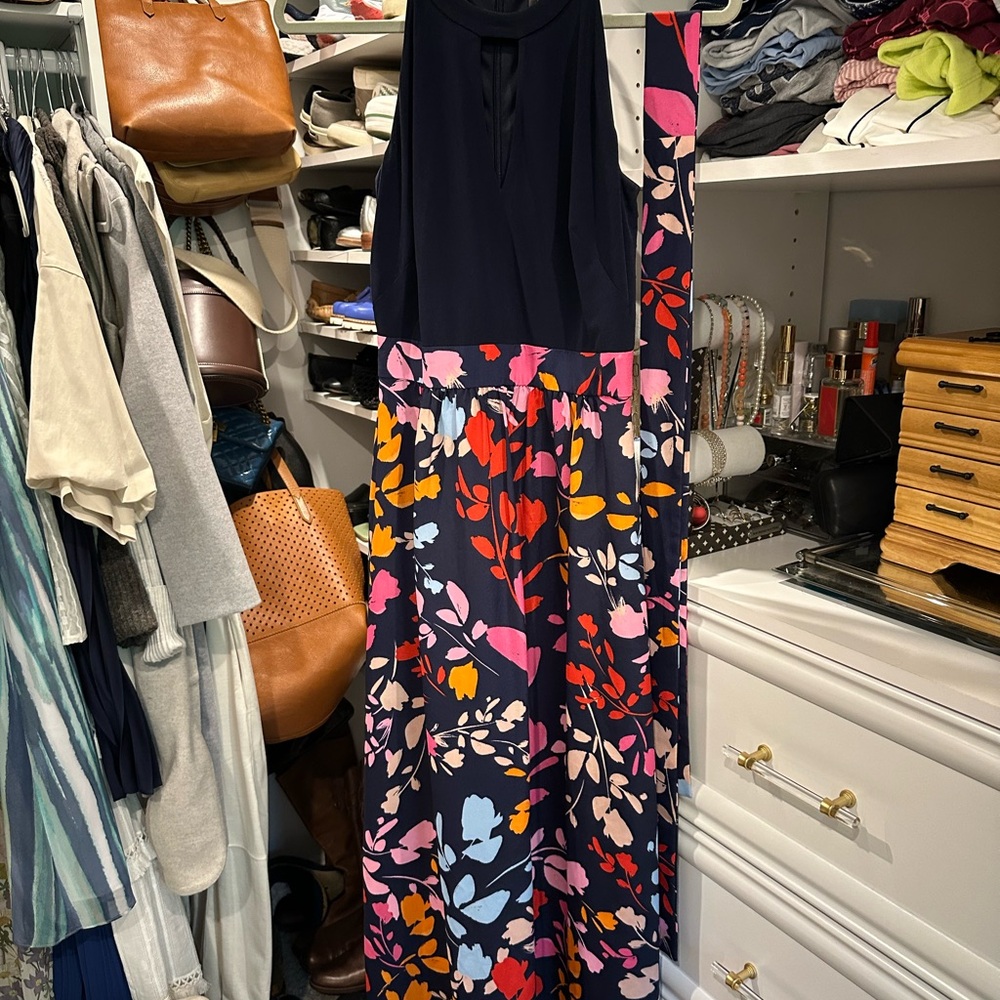Floral Sleeveless Maxi Dress - Multicolor